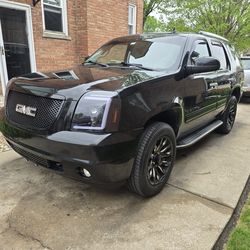 2012 GMC YUKON DENALI AWD