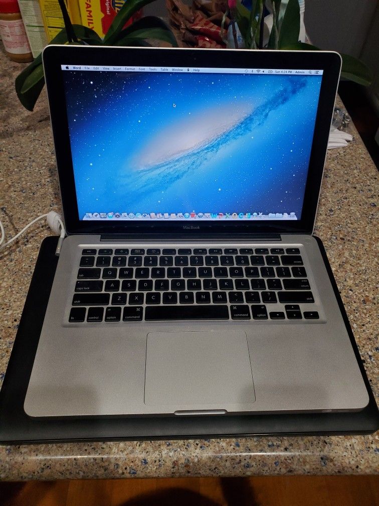 Apple Macbook Core 2 Duo with Microsoft Office