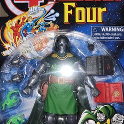 Marvel Legends Fantastic Four Dr Doom