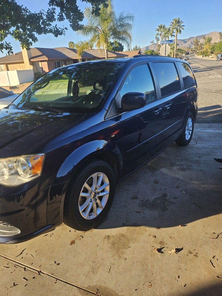 Dodge Caravan
