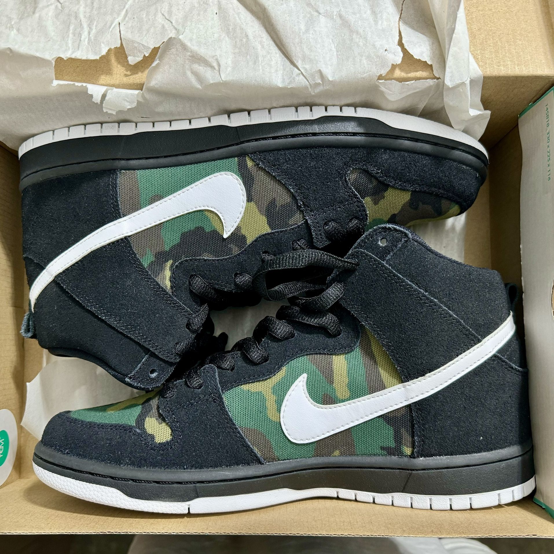 Nike SB Dunk High Camo