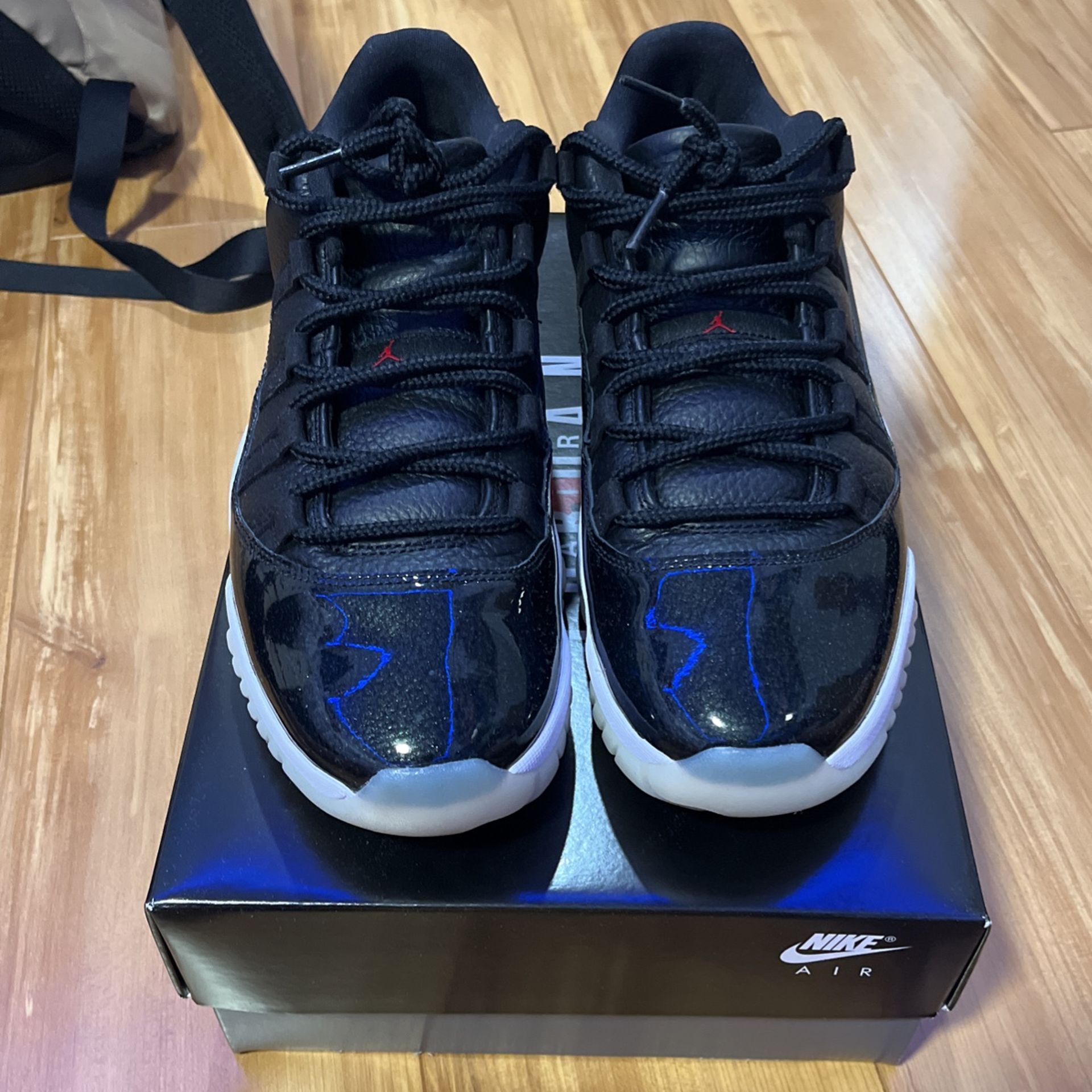 Jordan 11 Low 72 10