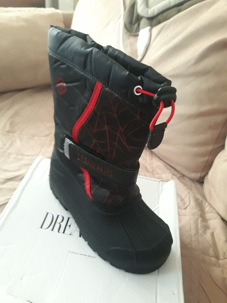 Boys' Snow Boots DreamPairs Size 13