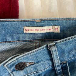 Women’s Levi Size 26