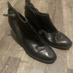 Black Booties