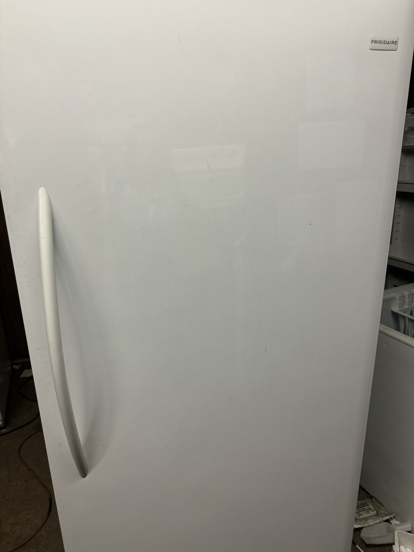 21 Cubic Ft Frezzer
