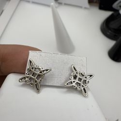 925 Sterling Silver Nudo De Brujas Pegaditos 