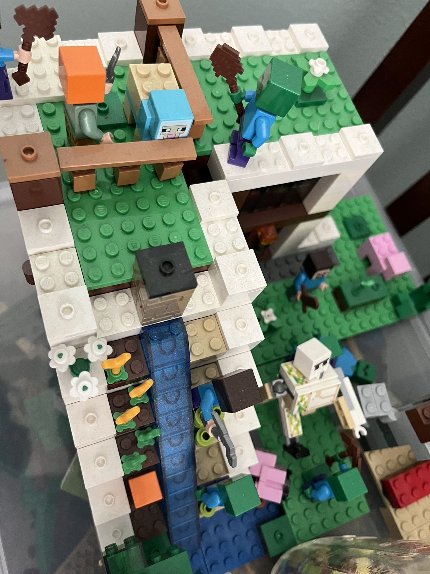 Minecraft Legos (two Big Sets)