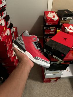 Jordan 3 Unite - Size 6Y