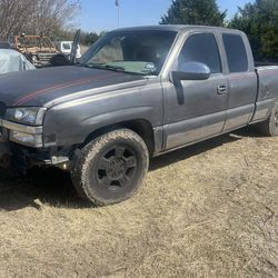 2004 Chevy Silverado 1500 extended cab