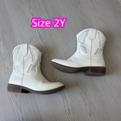 Steve Madden boots 2Y