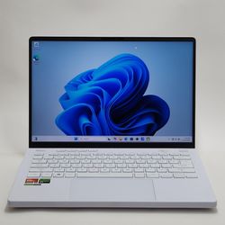 Asus ROG Zephyrus G14 14" Ryzen 9 7940HS 4.0GHz 32GB RAM 512GB SSD RTX 4060 