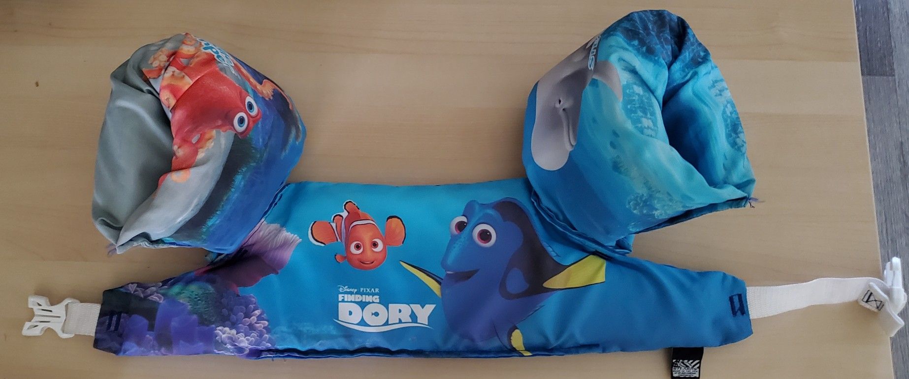 DISNEY Puddle Jumper Swim VEST/LIFE JACKET