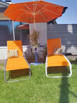 2 telescope chaise lounge