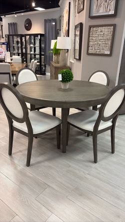 Versailles Grey