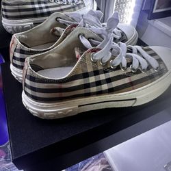 Burberry Shoes (6.5 Women)