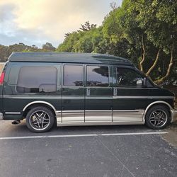 2002 GMC Savana
