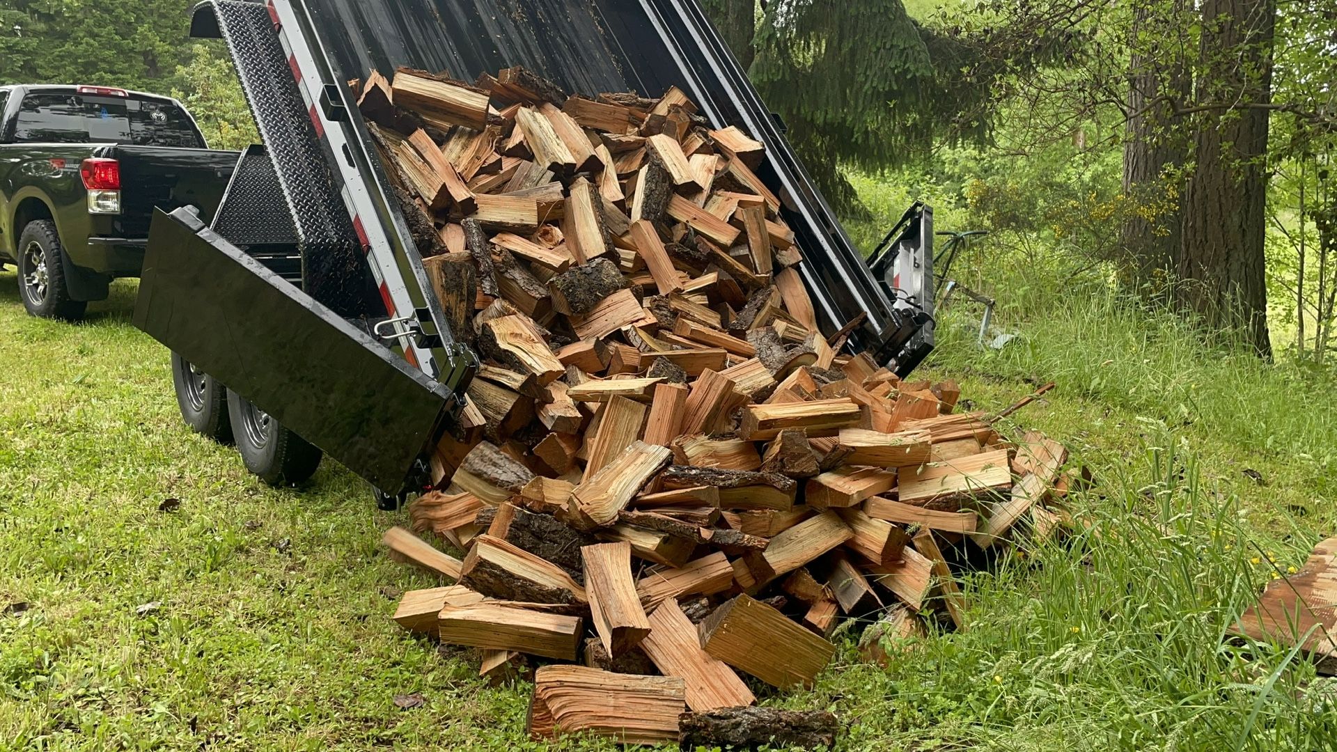 Seasoned Firewood (Delivery Included Within 5 Miles)