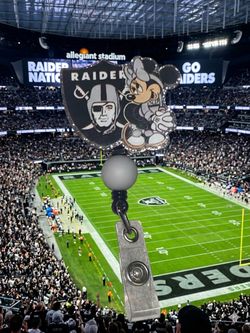 Las Vegas Raiders Minnie Mouse Badge Reel