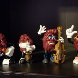 The California raisins Figures 