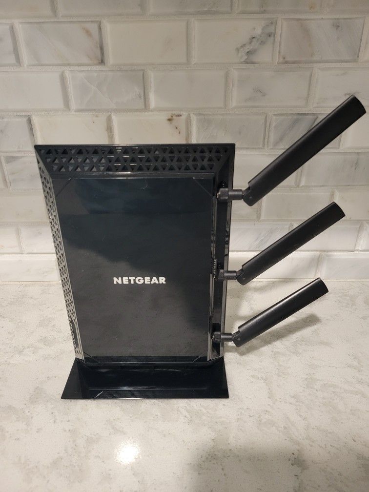 Netgear Nighthawk EX7000 AC1900 Smart Dual Band WiFi Mesh Router