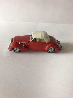 1978 Lesney Matchbox 1937 Cord Model 812 Supercharged Convertible Phaeton Sedan Models of Yesteryear YY18