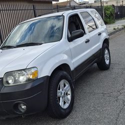 2005 Ford Escape