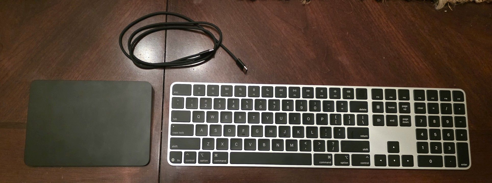 Apple Magic Keyboard+ Trackpad