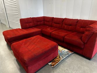 RED SECTIONAL COUCH W/ FREE DELIVERY