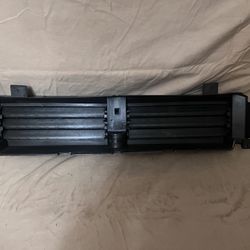Jeep Cherokee 2019-20 Radiator Shutter Without Actuator