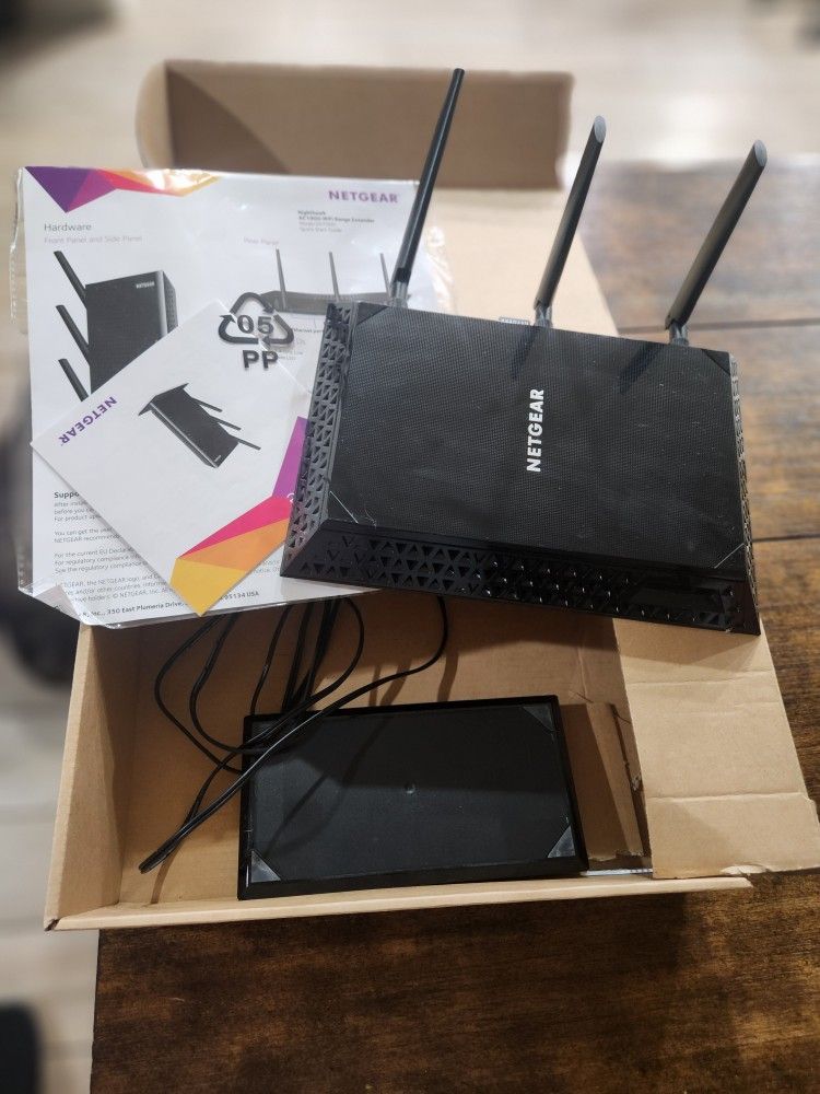 Netgear EX7000 Router Extender