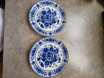 Royal Delft handwerk blue and white floral decorative plate set of 2