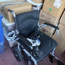 Journey Air Foldable Powerchair
