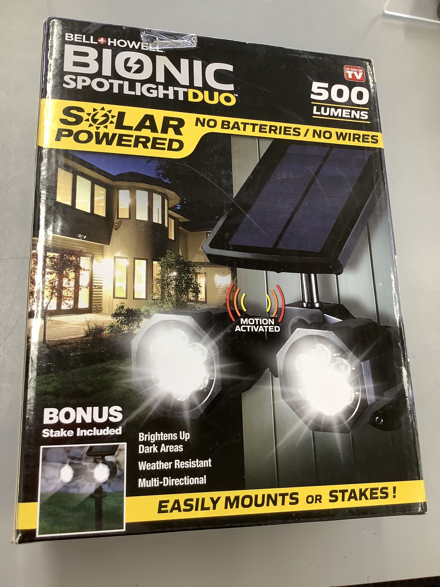 Bell Howell Bionic Spotlight Duo Solar Powered Flood Light *NEW* 