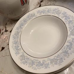 Royal Doulton " Meadow Mist" pattern 6 SALAD PLATES