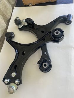 Pair Front Lower Control Arms w/ Ball Joint for 2012-2015 Honda Civic Acura ILX