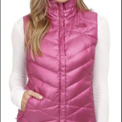 The North Face NUPTSE 700 Down puffer Pink Vest size women’s M. Make an offer!