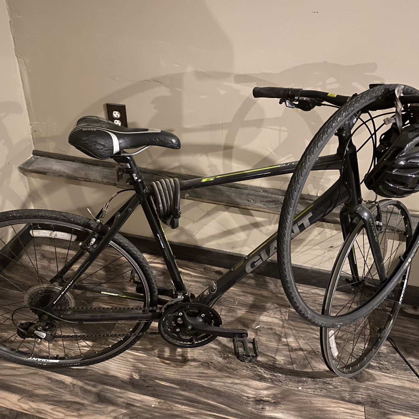 Giant Recreational Bicycle - Reasonable Offers Considered