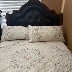 Queen Wooden Bed Frame 