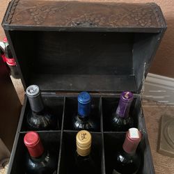 Vintage 6 Bottle Wine Carrier/Storage