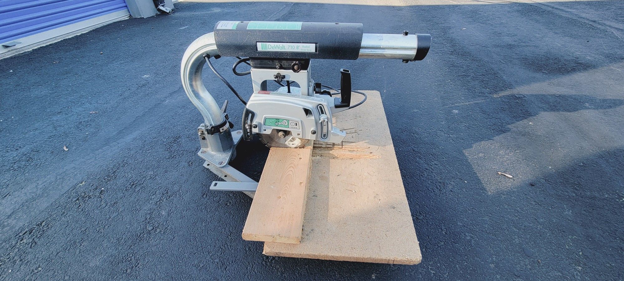 Dewalt Radial Arm Saw