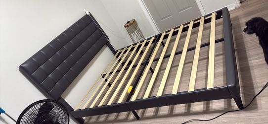 Queen bed with mattress