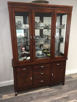 China Hutch solid brown wood with inside lighting
