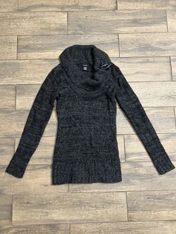 Women Long Sleeve Sweaters/Tops Small & Medium