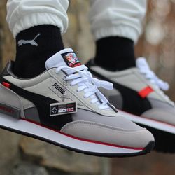 PUMA Future Rider NES Super Mario Nintendo Size 9.5 for Sale in Princeton FL OfferUp