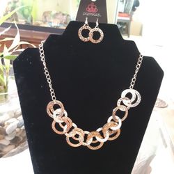 Collar Y Aretes