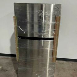 New LG Scratch & Dent Refrigerator CHEAP