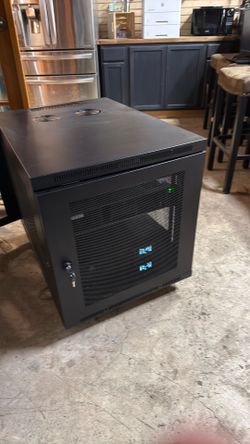 Complete Commercial Server Rack Package – Ready to Roll