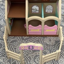 PORTABLE PLAY BARN