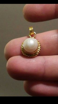 13.70Ct Certified Round Natural Pearl Gold Plated Pendant